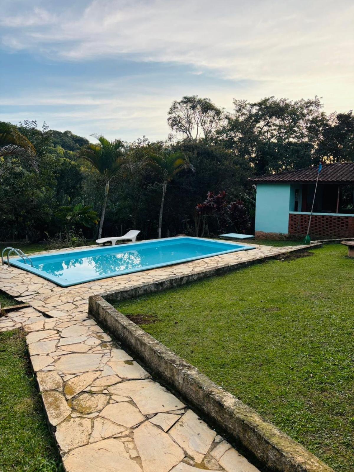 度假居 Com Piscina Em Condominio. Ibiuna