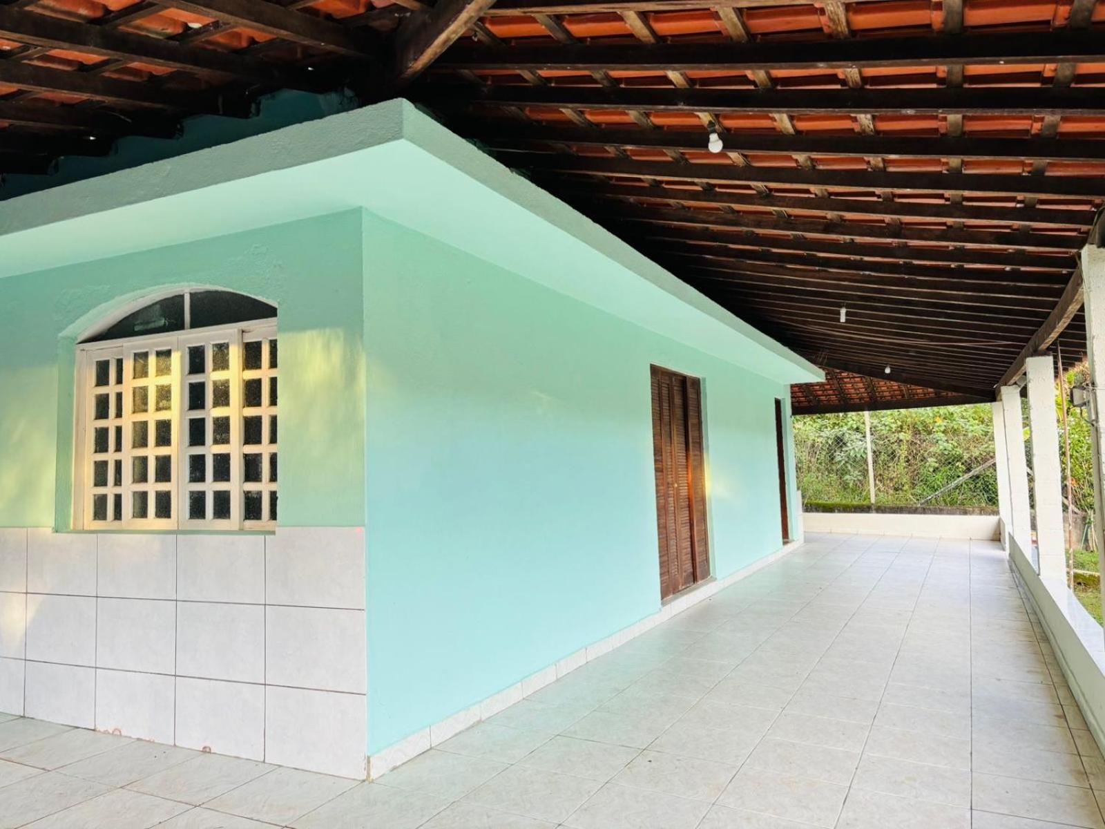 Com Piscina Em Condominio. *