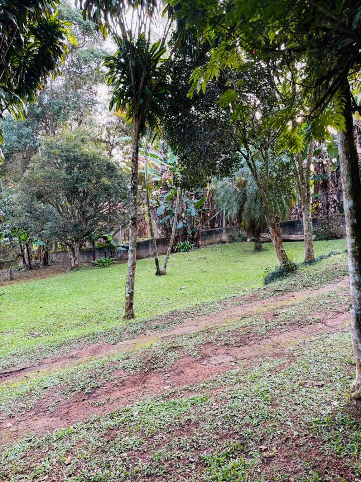 Com Piscina Em Condominio. 度假居